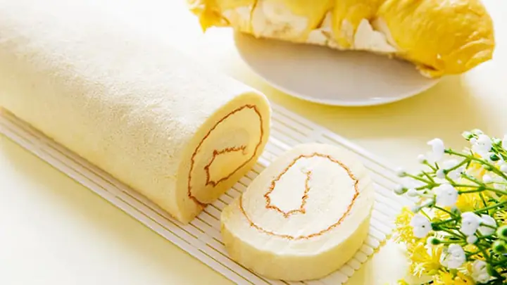 Bánh Bông Lan Cuộn Kem: 2 Công Thức Chi Tiết Và So Sánh Đầy Đủ Bánh Bông Lan Cuộn Kem: 2 Công Thức Chi Tiết Và So Sánh Đầy Đủ