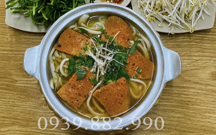 Bánh Canh Chả Cá Đà Lạt: Hương Vị Đặc Trưng Từ Cao Nguyên Bánh Canh Chả Cá Đà Lạt: Hương Vị Đặc Trưng Từ Cao Nguyên