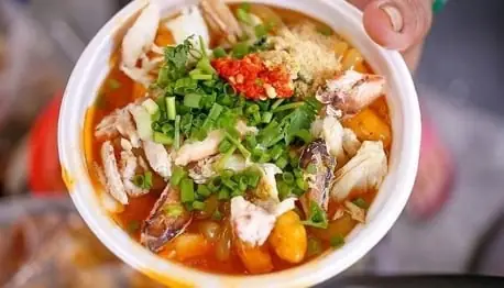 Bánh Canh Cua Rời Huế: Hương Vị Đặc Sản Không Thể Bỏ Lỡ Bánh Canh Cua Rời Huế: Hương Vị Đặc Sản Không Thể Bỏ Lỡ
