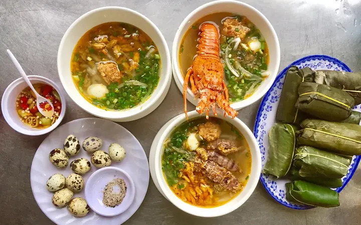 Bánh Canh Hải Sản: Hướng Dẫn Thưởng Thức Và Chọn Quán Ngon Tại Huế Bánh Canh Hải Sản: Hướng Dẫn Thưởng Thức Và Chọn Quán Ngon Tại Huế