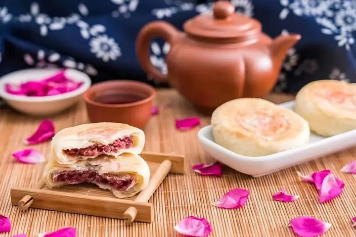 Bánh Hoa Hồng Trung Quốc: Đặc Sản Vân Nam Từ Lịch Sử Đến Xu Hướng Hiện Đại Bánh Hoa Hồng Trung Quốc: Đặc Sản Vân Nam Từ Lịch Sử Đến Xu Hướng Hiện Đại