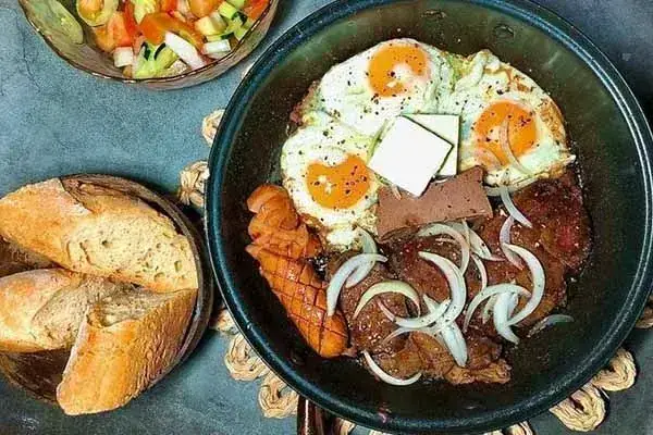 Review Chi Tiết Bánh Mì Bít Tết Chính Hạnh: Đáng Để Thử? Review Chi Tiết Bánh Mì Bít Tết Chính Hạnh: Đáng Để Thử?