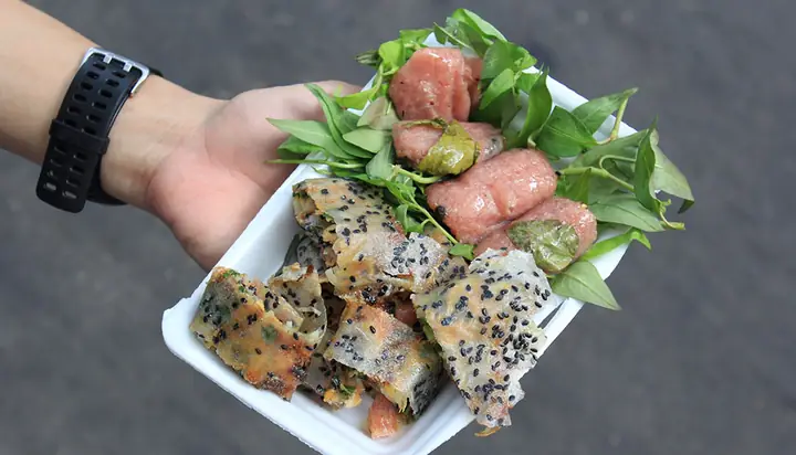 Bánh Tráng Nướng Mắm Ruốc Tóp Mỡ: Review Chi Tiết Món Ăn Vặt Đậm Chất Miền Tây Bánh Tráng Nướng Mắm Ruốc Tóp Mỡ: Review Chi Tiết Món Ăn Vặt Đậm Chất Miền Tây