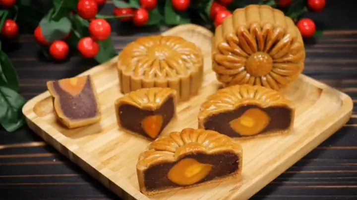 Bánh Trung Thu Nhân Đậu Đỏ: Đánh Giá Chi Tiết Và Công Thức Chuẩn Vị