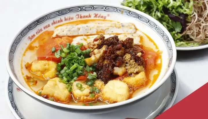 Review Quán Thanh Hồng: Bún Riêu Cua Nguyễn Thị Định – Gia Vị Truyền Thống Giữa Lòng Thủ Đô Review Quán Thanh Hồng: Bún Riêu Cua Nguyễn Thị Định – Gia Vị Truyền Thống Giữa Lòng Thủ Đô