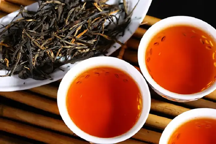 Các Loại Hồng Trà Ngon Việt Nam: Từ Thái Nguyên Đến Cao Nguyên