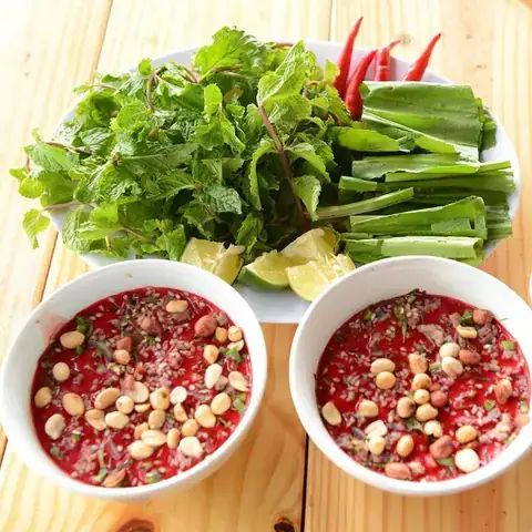 Cách Hãm Tiết Canh Lợn Chuẩn Vị: Hướng Dẫn Chi Tiết Từ A Đến Z Cách Hãm Tiết Canh Lợn Chuẩn Vị: Hướng Dẫn Chi Tiết Từ A Đến Z