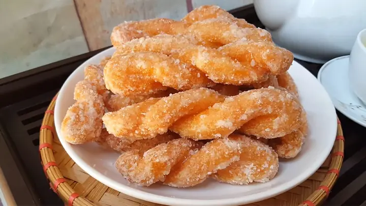 Cách Làm Bánh Quai Chèo Quẩy Thừng Giòn Rụm Tại Nhà Cách Làm Bánh Quai Chèo Quẩy Thừng Giòn Rụm Tại Nhà