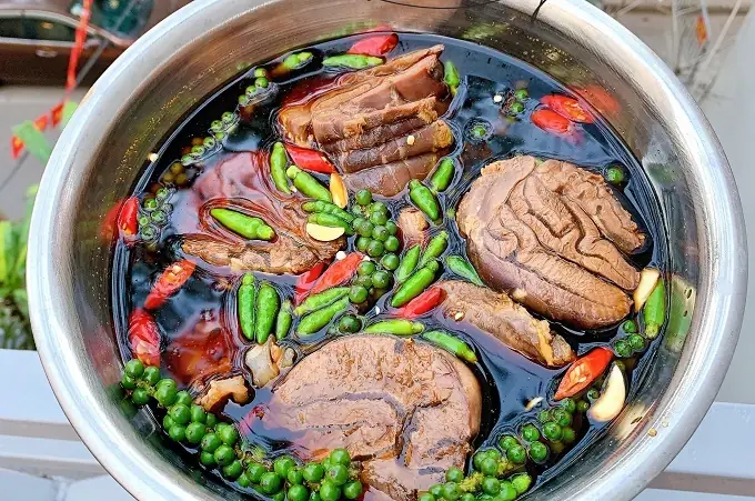 Cách Làm Bắp Bò Ngâm Xì Dầu Thơm Ngon, Giòn Sần Sật