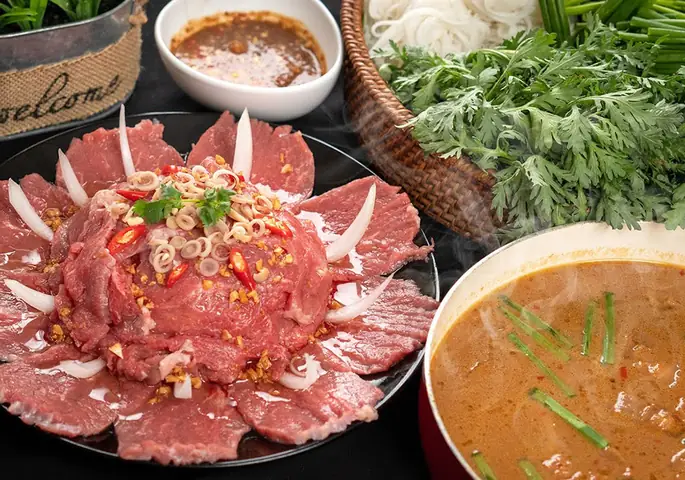 Hướng Dẫn Toàn Tập Cách Làm Bò Nhúng Mắm Ruốc Chuẩn Vị Miền Trung