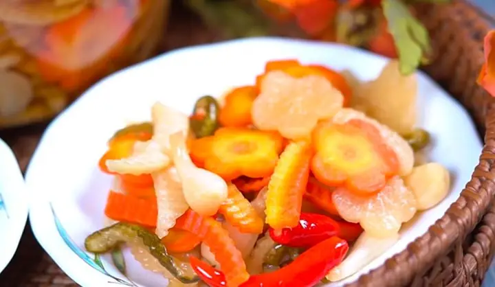 Cách Làm Dưa Món Miền Trung Giòn Mát, Ngon Chống Ngán Từ A-z