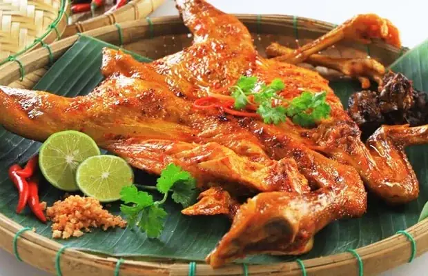 Cách Làm Gà Nướng Muối Ớt Hoàn Hảo: Bí Quyết Từ A Đến Z Cách Làm Gà Nướng Muối Ớt Hoàn Hảo: Bí Quyết Từ A Đến Z