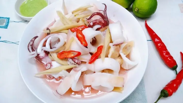 Cách Làm Mực Hấp Bia Giòn Ngọt: Hướng Dẫn Chi Tiết Từ A Đến Z Cách Làm Mực Hấp Bia Giòn Ngọt: Hướng Dẫn Chi Tiết Từ A Đến Z