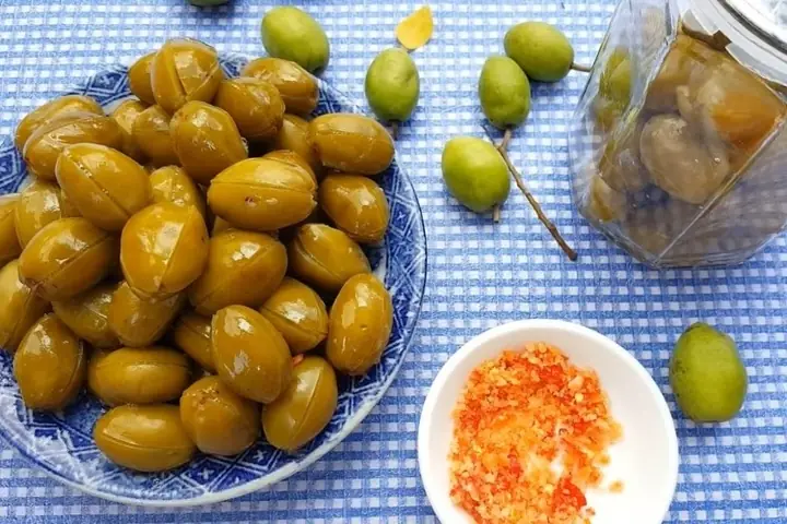 Cách Làm Mứt Cà Na Chua Ngọt, Dẻo Thơm Đúng Chuẩn Cách Làm Mứt Cà Na Chua Ngọt, Dẻo Thơm Đúng Chuẩn