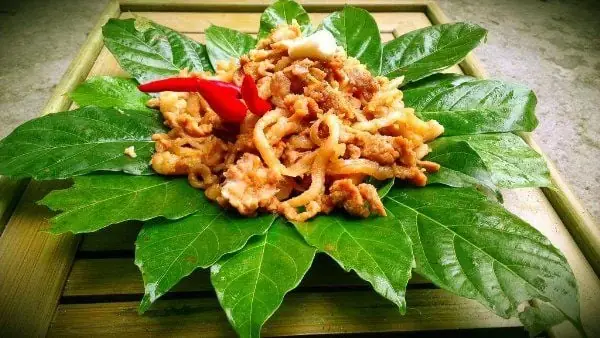 Cách Làm Thịt Lợn Muối Chua Truyền Thống: Hương Vị Đậm Đà Từ Lá Ổi Cách Làm Thịt Lợn Muối Chua Truyền Thống: Hương Vị Đậm Đà Từ Lá Ổi