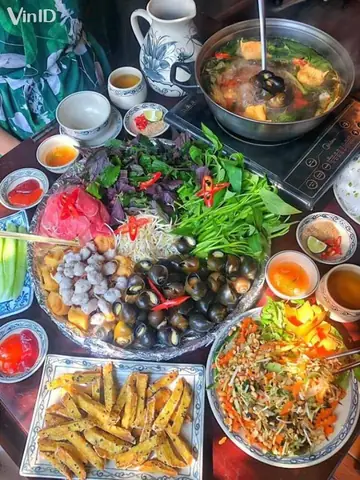 Cách Nấu Lẩu Ốc Thập Cẩm Chuẩn Vị: Hướng Dẫn Từ A Đến Z