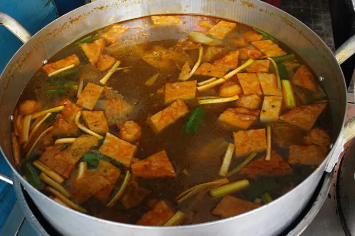 Cách Nấu Nước Lèo Bún Chả Cá Đậm Đà: Bí Quyết Từ Nha Trang & Đà Nẵng Cách Nấu Nước Lèo Bún Chả Cá Đậm Đà: Bí Quyết Từ Nha Trang & Đà Nẵng