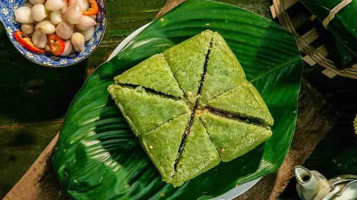 Cách Rã Đông Bánh Chưng Đúng Cách: Giữ Nguyên Hương Vị Tết Cách Rã Đông Bánh Chưng Đúng Cách: Giữ Nguyên Hương Vị Tết