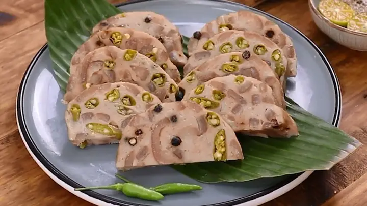 Chả Da Heo Ớt Xiêm Xanh: Công Thức Chi Tiết Cho Món Ăn Đậm Đà Cay Nồng Chả Da Heo Ớt Xiêm Xanh: Công Thức Chi Tiết Cho Món Ăn Đậm Đà Cay Nồng