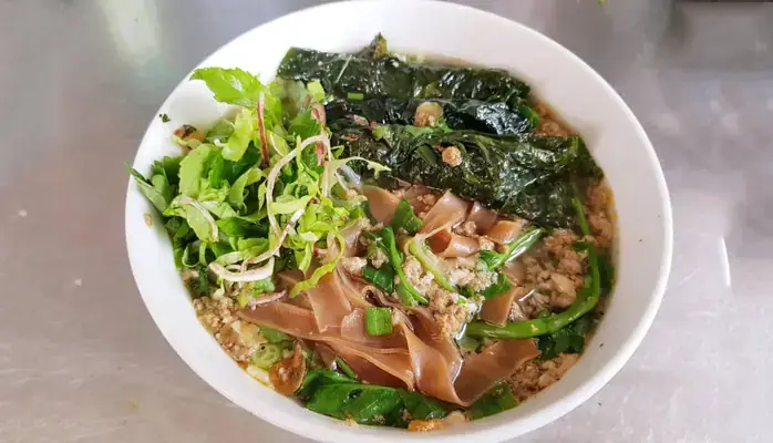 Đánh Giá Chi Tiết Cô Hằng Bánh Đa Cua Hải Phòng: Vị Truyền Thống Đích Thực Đánh Giá Chi Tiết Cô Hằng Bánh Đa Cua Hải Phòng: Vị Truyền Thống Đích Thực