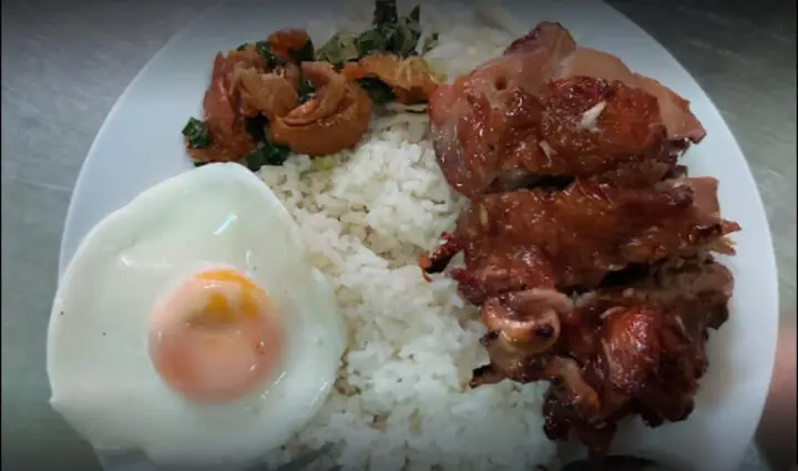 Cơm Gà Nướng Ngọc Bích: Đánh Giá Chi Tiết Về Hương Vị Đặc Trưng Cơm Gà Nướng Ngọc Bích: Đánh Giá Chi Tiết Về Hương Vị Đặc Trưng