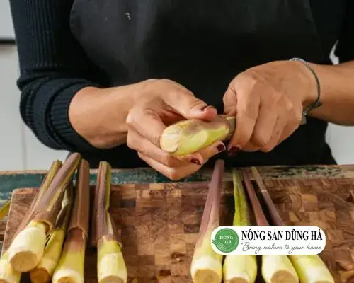 Củ Niễng Bị Đen Bên Trong: Có Ăn Được Không Và Hướng Dẫn Xử Lý Toàn Diện