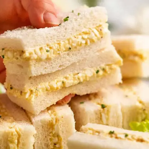 Cách Làm Bánh Mì Trứng Dưa Leo Thơm Ngon – Hướng Dẫn Chi Tiết Từ Nguyên Liệu Đến Thành Phẩm
