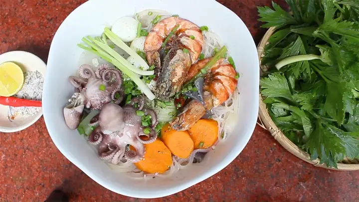 Review Hủ Tiếu Hải Sản Nhật Anh: Đáng Tiền Không? Review Hủ Tiếu Hải Sản Nhật Anh: Đáng Tiền Không?