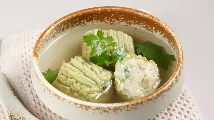 Khổ Qua Nhồi Thịt: Lượng Calo Chi Tiết & Cách Thưởng Thức Thông Minh Khổ Qua Nhồi Thịt: Lượng Calo Chi Tiết & Cách Thưởng Thức Thông Minh