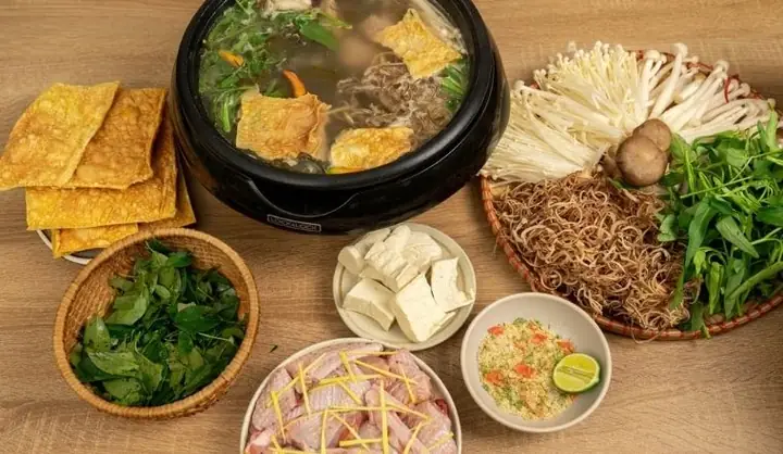 Lẩu Gà Ăn Với Rau Gì? Gợi Ý Rau Ngon Chuẩn Vị Từng Loại Lẩu Gà Ăn Với Rau Gì? Gợi Ý Rau Ngon Chuẩn Vị Từng Loại