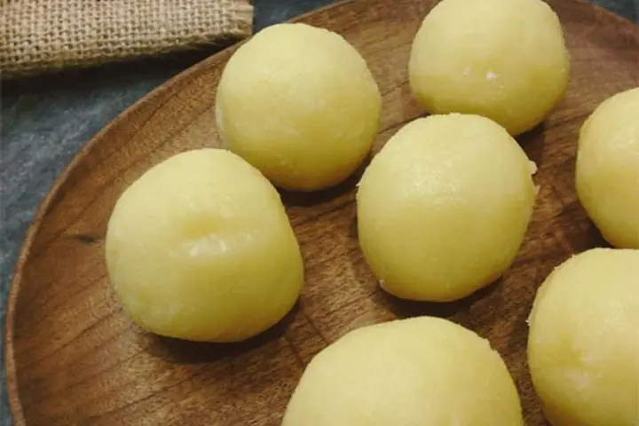 Nguyên Liệu Làm Bánh Trôi Nước: Từ A Đến Z