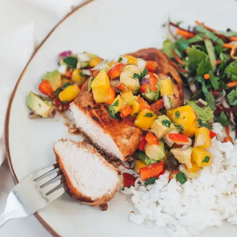 Cách Nấu Pan-seared Chicken Breast With Mango Salsa Đơn Giản, Ngon Miệng