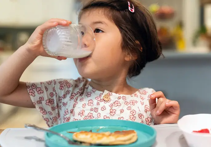 Sữa Hạt Cho Bé Trên 1 Tuổi: 8 Loại Tốt Nhất & Hướng Dẫn Dùng An Toàn Sữa Hạt Cho Bé Trên 1 Tuổi: 8 Loại Tốt Nhất & Hướng Dẫn Dùng An Toàn
