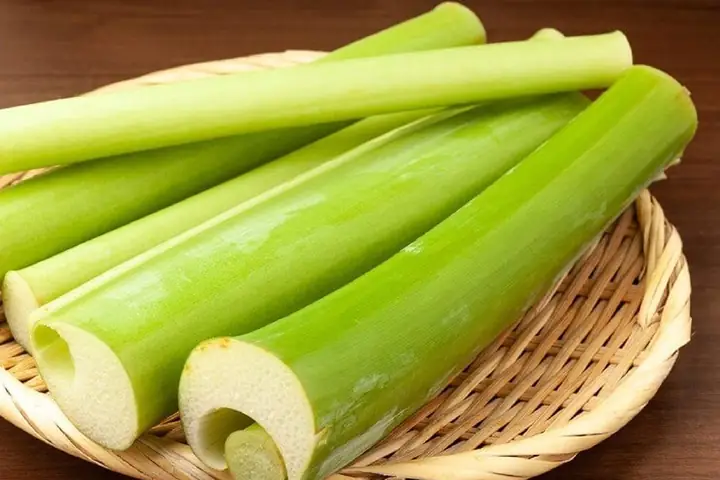 Bạc Hà Nấu Canh Chua: 7 Tác Dụng Khoa Học & Cách Ứng Dụng Thực Tế Bạc Hà Nấu Canh Chua: 7 Tác Dụng Khoa Học & Cách Ứng Dụng Thực Tế