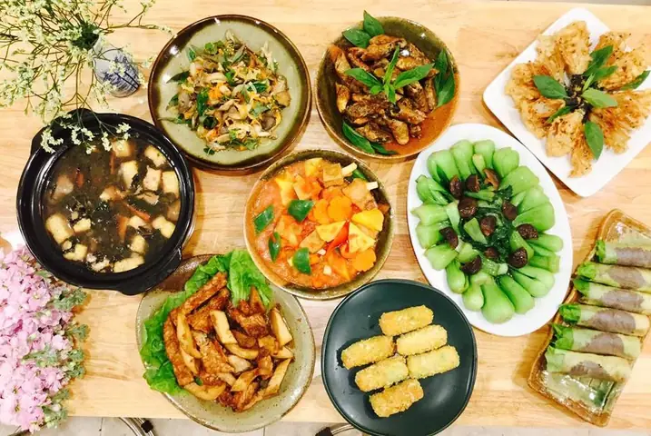 Thực Đơn Nấu Cỗ Tại Nhà Đa Dạng: Gợi Ý Cho Mọi Dịp & Mọi Miền