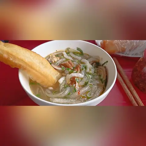 Bánh Canh Bột Lọc Đà Lạt: Top Quán Ngon Phải Thử Khi Du Lịch