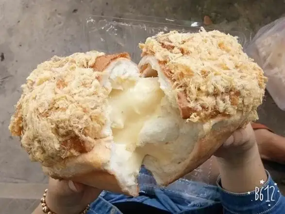 Bánh Mì Phô Mai Chà Bông: Công Thức Chi Tiết Và Bí Quyết Làm Tại Nhà Bánh Mì Phô Mai Chà Bông: Công Thức Chi Tiết Và Bí Quyết Làm Tại Nhà