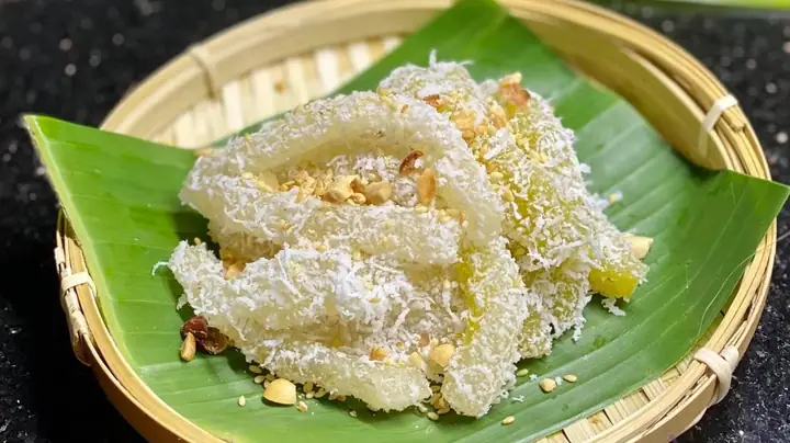 Bánh Tằm Khoai Mì Bao Nhiêu Calo? Phân Tích Chi Tiết Và Mẹo Ăn Không Tăng Cân Bánh Tằm Khoai Mì Bao Nhiêu Calo? Phân Tích Chi Tiết Và Mẹo Ăn Không Tăng Cân