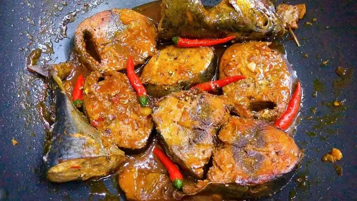 Cá Ngừ Kho Bao Nhiêu Calo? Bí Quyết Ăn Cá Ngừ Không Lo Tăng Cân Cá Ngừ Kho Bao Nhiêu Calo? Bí Quyết Ăn Cá Ngừ Không Lo Tăng Cân