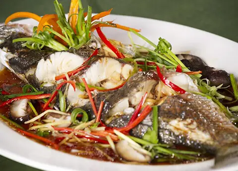Cách Làm Cá Sủ Hấp Xì Dầu Thơm Ngon, Đậm Đà Chuẩn Vị Nhà Hàng Cách Làm Cá Sủ Hấp Xì Dầu Thơm Ngon, Đậm Đà Chuẩn Vị Nhà Hàng