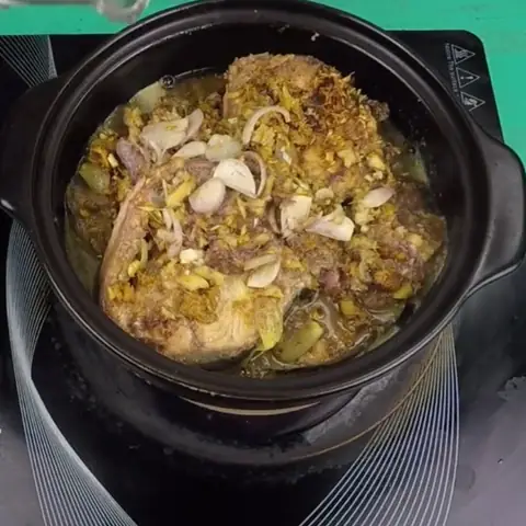 Cách Nấu Cá Trê Lai Giả Cầy Đậm Đà Chuẩn Vị Riềng Mẻ Tại Nhà Cách Nấu Cá Trê Lai Giả Cầy Đậm Đà Chuẩn Vị Riềng Mẻ Tại Nhà