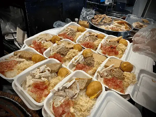 Ẩm Thực Sáng Hà Nội: Khám Phá 10 Món Ăn Đặc Trưng Không Thể Bỏ Qua Ẩm Thực Sáng Hà Nội: Khám Phá 10 Món Ăn Đặc Trưng Không Thể Bỏ Qua
