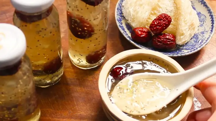 Cách Chưng Yến Hạt Chia