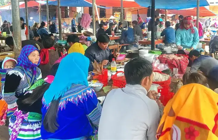 Hướng Dẫn Chi Tiết Cách Làm Bánh Đúc Ngô Tại Nhà Hướng Dẫn Chi Tiết Cách Làm Bánh Đúc Ngô Tại Nhà