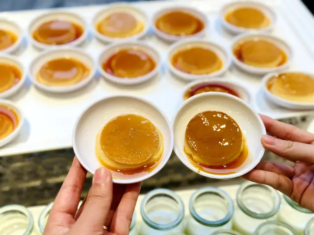 Cách Làm Bánh Flan Bằng Bếp Ga Mịn Mượt Không Bị Rỗ Tại Nhà Cách Làm Bánh Flan Bằng Bếp Ga Mịn Mượt Không Bị Rỗ Tại Nhà