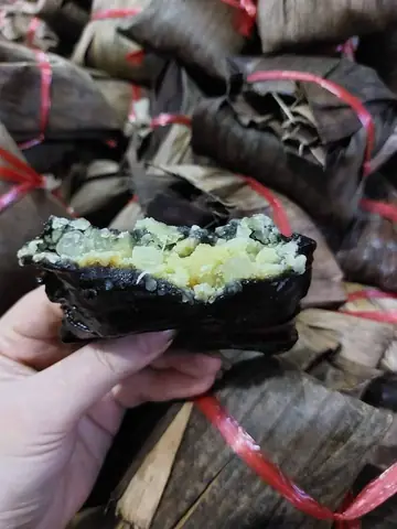 Cách Làm Bánh Gai Bằng Lá Gai Khô Chuẩn Vị Truyền Thống Tại Nhà Cách Làm Bánh Gai Bằng Lá Gai Khô Chuẩn Vị Truyền Thống Tại Nhà