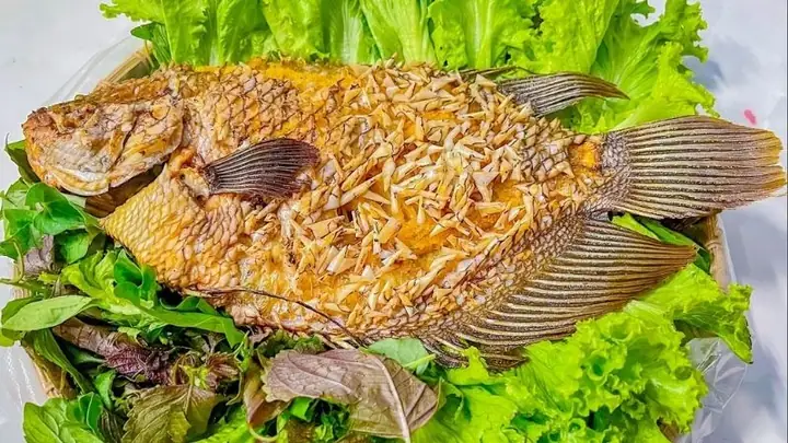 Hướng Dẫn Chi Tiết Cách Làm Cá Chiên Xù Nguyên Con Giòn Rụm Hướng Dẫn Chi Tiết Cách Làm Cá Chiên Xù Nguyên Con Giòn Rụm