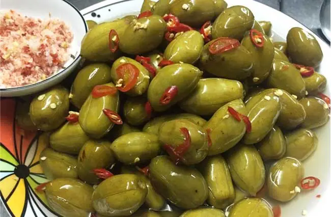 Bí Quyết Cách Làm Cà Na Ngâm Mắm Đường Giòn Ngon Chuẩn Vị Miền Tây