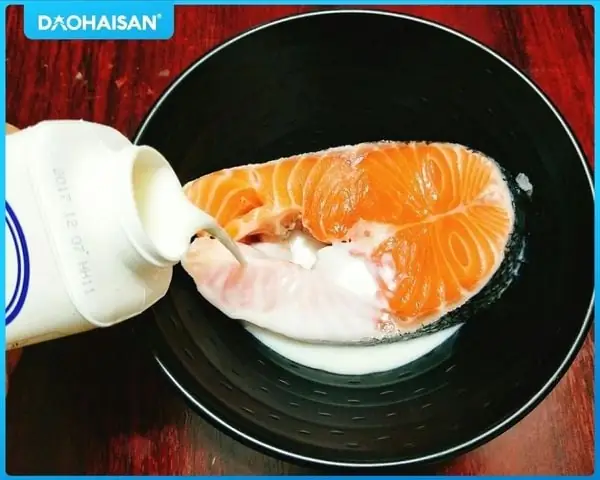 Cách Khử Mùi Tanh Đầu Cá Hồi Hoàn Hảo