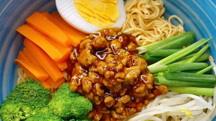 Cách Làm Nước Sốt Mì Xào Đơn Giản Chuẩn Vị Nhà Hàng Tại Gia Cách Làm Nước Sốt Mì Xào Đơn Giản Chuẩn Vị Nhà Hàng Tại Gia